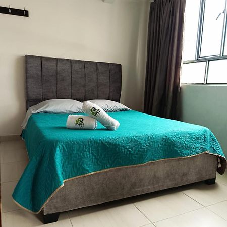 Hotel Riviera Confort ปัสโต ภายนอก รูปภาพ